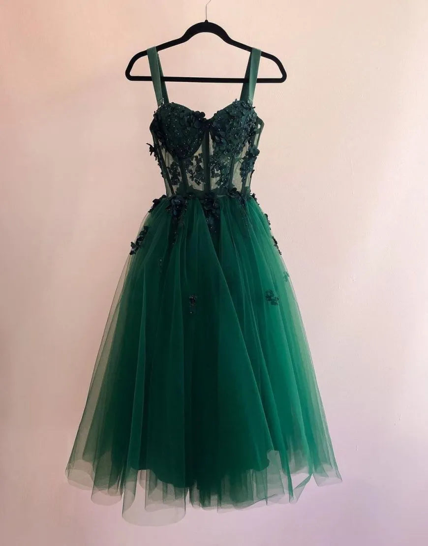 Knee Length Straps Tulle Homecoming Dress With Appliques